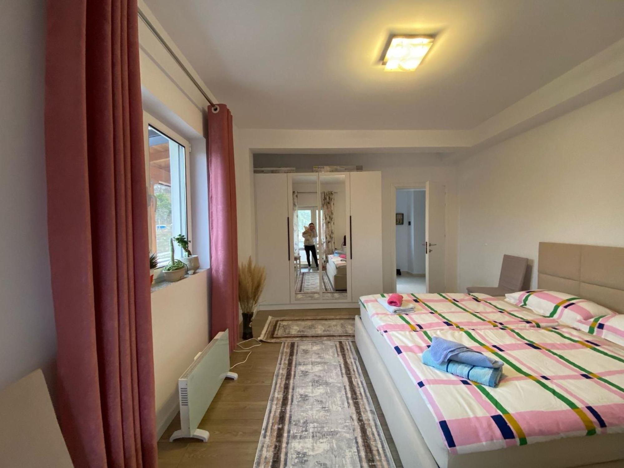 Bright & Cozy Room With Balcony Corovode Luaran gambar
